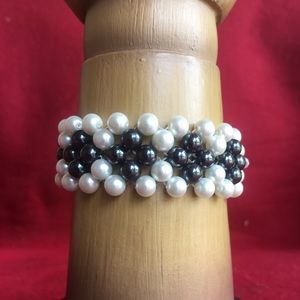Adjustable white and hematite adjustable bracelet